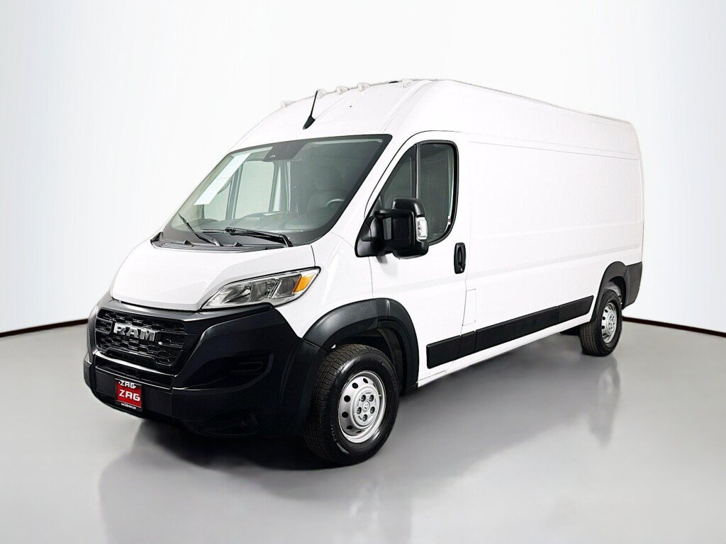 Used 2023 RAM ProMaster 2500 FWD image 1
