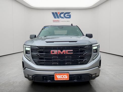 Used 2023 GMC Sierra 1500 Elevation image 6