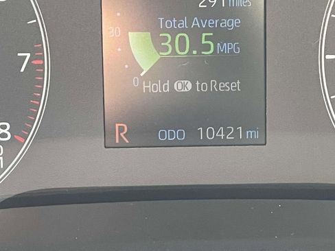 Used 2025 Toyota Corolla LE image 25