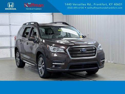 Used 2020 Subaru Ascent Limited w/ Technology Package AWD/4WD image 1