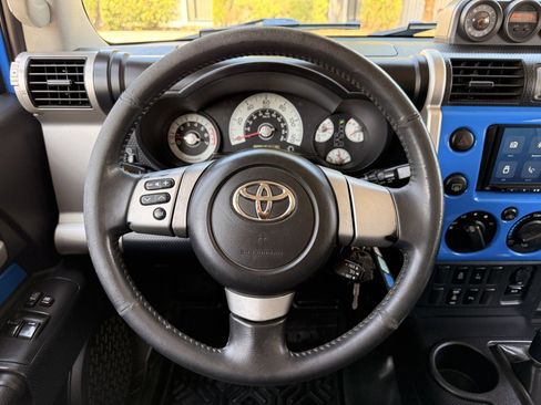 Used 2007 Toyota FJ Cruiser 4WD image 22