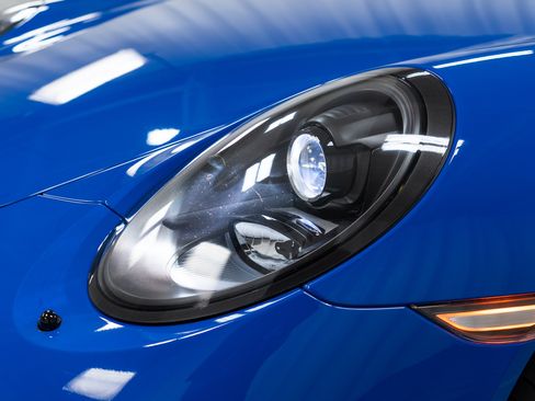 Certified 2016 Porsche 911 Carrera GTS RWD image 50
