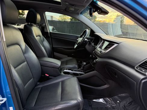 Used 2017 Hyundai Tucson Limited w/ Limited Ultimate Package 03 FWD image 18