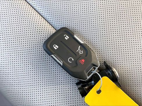 Used 2023 GMC Acadia SLT image 36