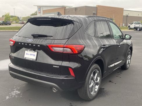 Used 2024 Ford Escape ST-Line Select w/ Tech Pack #2 image 8