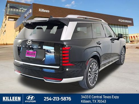 Used 2026 Hyundai Palisade Calligraphy image 8