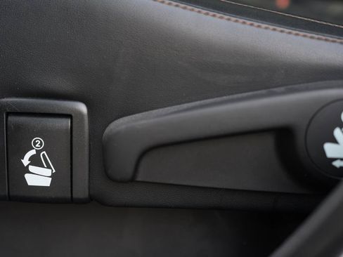 Used 2015 Toyota Highlander XLE AWD/4WD image 23