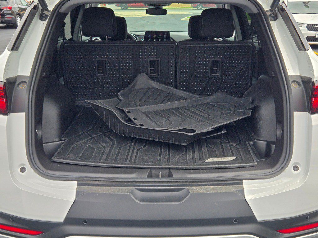 Certified 2024 Chevrolet Blazer LT w/ Convenience Package FWD image 15