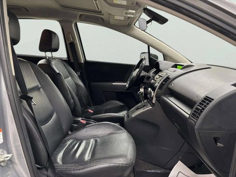 Used 2010 MAZDA MAZDA5 Grand Touring image 21