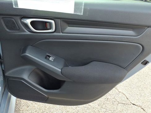 Used 2023 Honda Civic Sport image 17