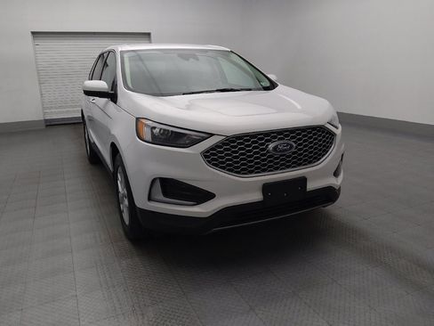 Used 2024 Ford Edge SEL image 14