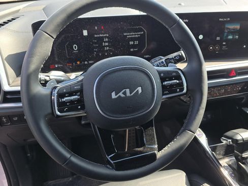 Used 2024 Kia Sorento SX Prestige AWD/4WD image 7