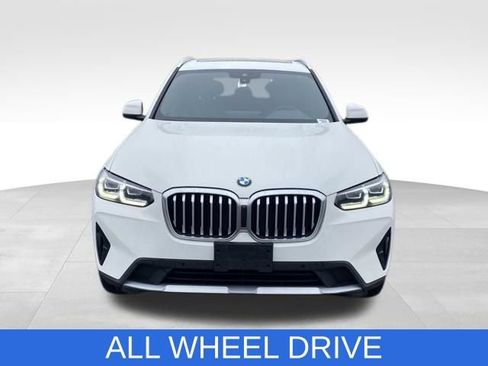 Used 2024 BMW X3 xDrive30i AWD/4WD image 2