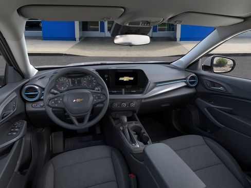 New 2026 Chevrolet Trax LS w/ LS Convenience Package FWD image 39