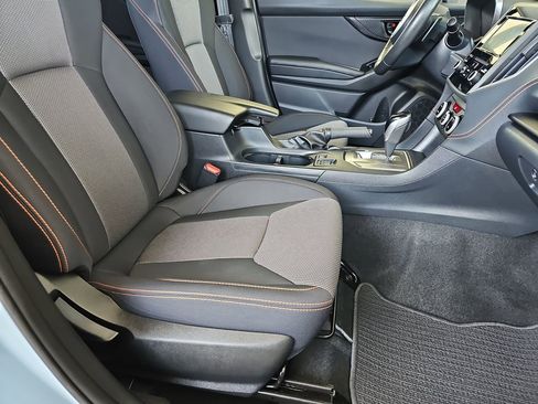 Used 2023 Subaru Crosstrek 2.0i Premium image 13