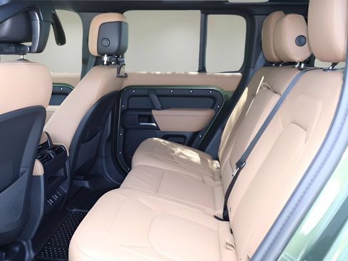New 2026 Land Rover Defender 110 X-Dynamic SE AWD/4WD image 12
