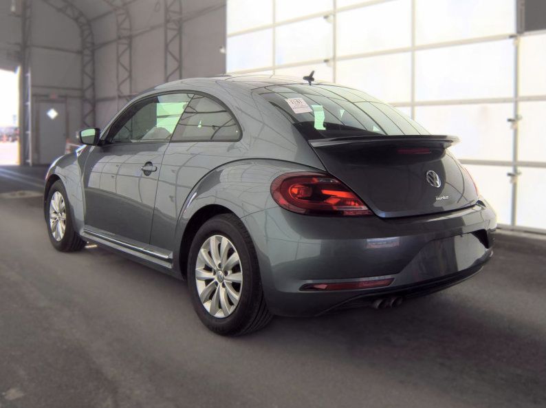 Used 2019 Volkswagen Beetle 2.0T S FWD image 2