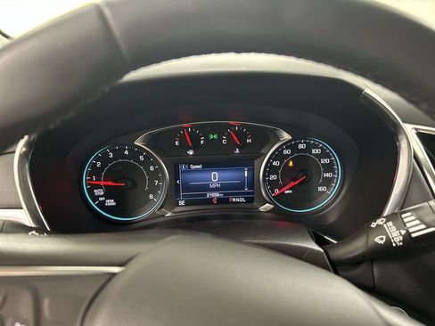 Used 2024 Chevrolet Equinox LT AWD/4WD image 13