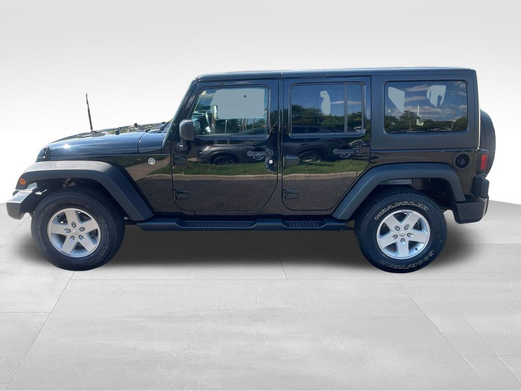 Used 2018 Jeep Wrangler Unlimited Sport S AWD/4WD image 4