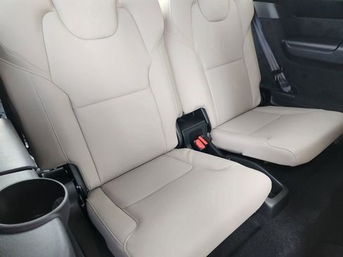 New 2026 Volvo XC90 B6 Plus w/ Protection Package Premier image 24