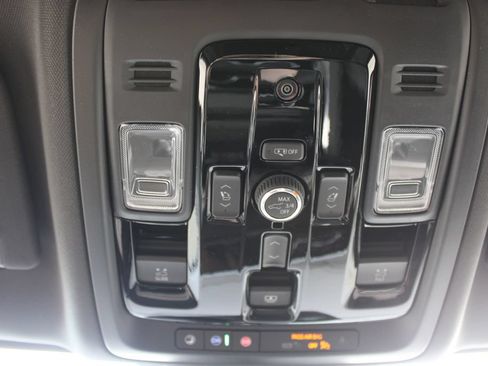 New 2026 Chevrolet Tahoe High Country AWD/4WD image 64