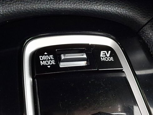 Certified 2023 Toyota Corolla Cross AWD Hybrid w/ Convenience Package image 24