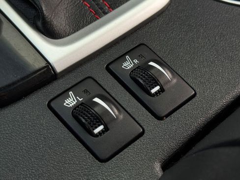 Certified 2019 Toyota Highlander SE AWD/4WD image 35