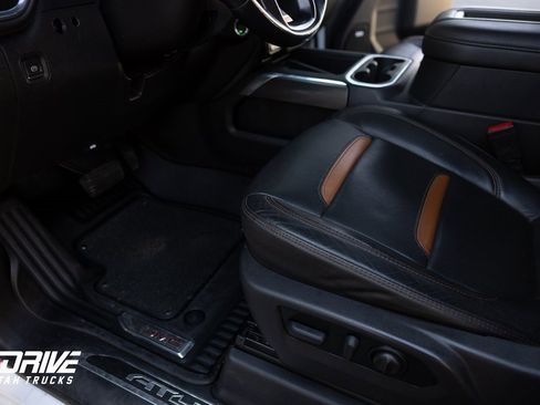 Used 2022 GMC Sierra 1500 AT4 w/ AT4 Premium Package image 27