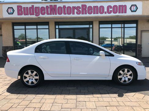 Used 2010 Honda Civic LX image 1