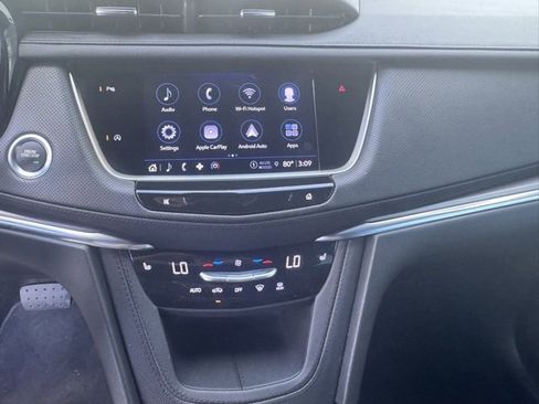 Used 2023 Cadillac XT5 Luxury image 25