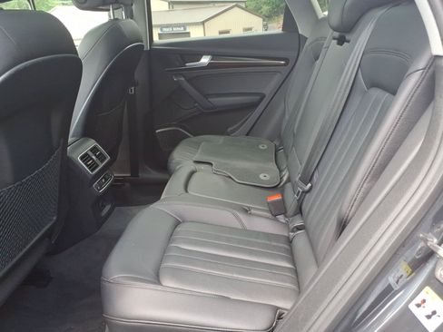 Used 2018 Audi Q5 2.0T Premium Plus w/ Premium Plus Package AWD/4WD image 10