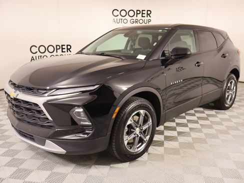 Used 2025 Chevrolet Blazer LT FWD image 10