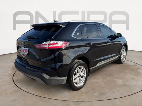Used 2024 Ford Edge SEL w/ Convenience Package image 11