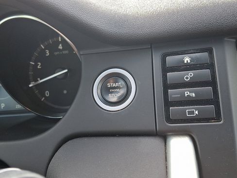 Used 2019 Land Rover Discovery Sport HSE image 20