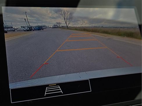 Used 2024 Chevrolet Malibu LT image 13