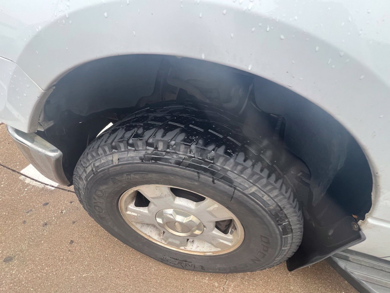 Used 2010 Ford F150 XLT AWD/4WD image 11