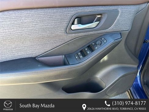 Used 2023 Nissan Rogue SV image 20