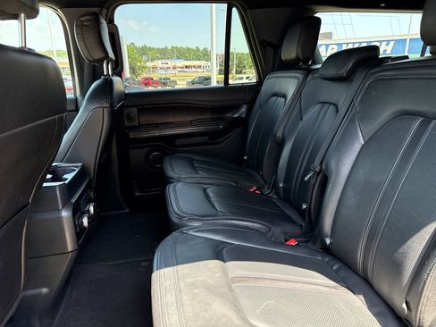 Used 2020 Ford Expedition Max Limited RWD image 27