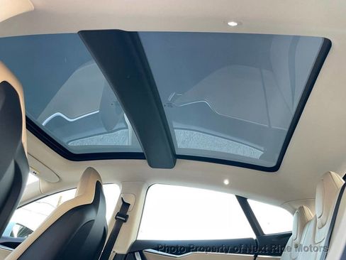 Used 2014 Tesla Model S 85 RWD image 14