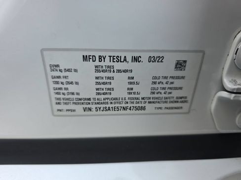 Used 2022 Tesla Model S Standard Range AWD/4WD image 34
