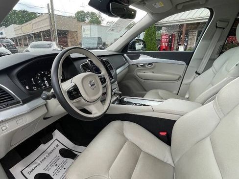 Used 2017 Volvo XC90 T5 Momentum w/ Vision Package AWD/4WD image 12