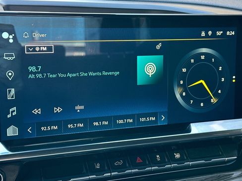 Used 2024 Chevrolet Silverado 2500 LT image 24