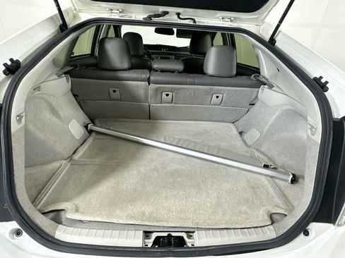 Used 2015 Toyota Prius Two FWD image 27