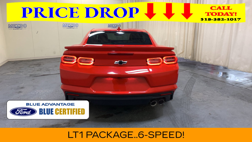 Used 2022 Chevrolet Camaro LT w/ Technology Package RWD image 4