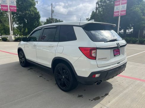 Used 2021 Honda Passport Sport image 9