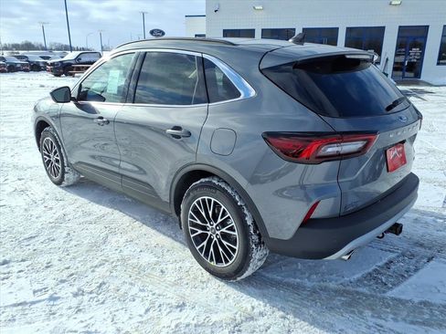 New 2026 Ford Escape SE w/ PHEV Premium Package image 2