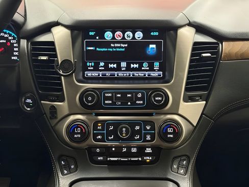 Used 2020 GMC Yukon Denali AWD/4WD image 18