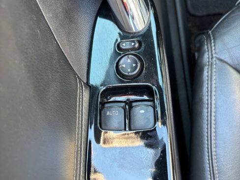 Used 2009 Saturn Sky w/ Premium Trim Package RWD image 12