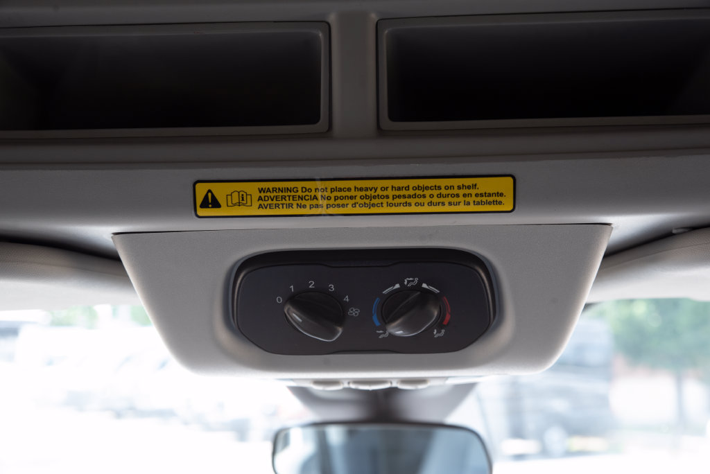 Used 2017 Ford Transit 350 XL RWD image 30