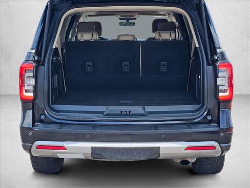Used 2022 Ford Expedition Max Limited RWD image 6